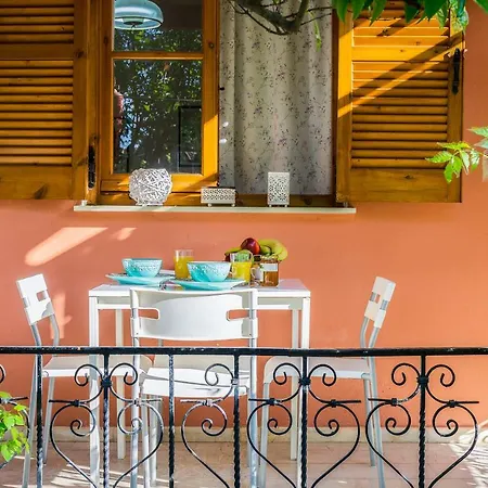 Tatil Evi Sophie's House Almiros Beach